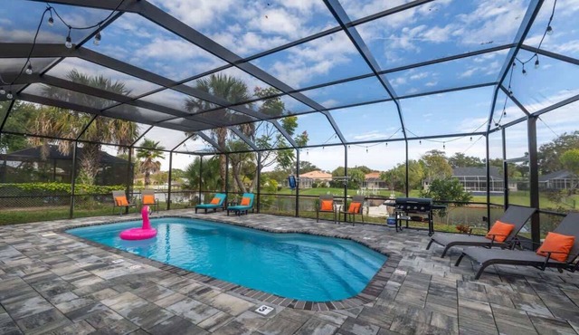 Coastal Luxe Retreat - Team Joseph Ellen