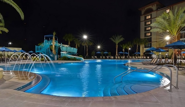 Comfort and Relaxation! Kitchenette, Swimming Pool, Pet-friendly Property!