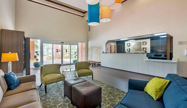 Comfort Inn & Suites Fort Lauderdale West Turnpike