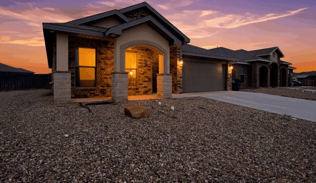 Corporate Housing - Midland TX - ACOMM