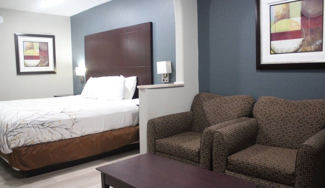 Cotulla Executive Inn