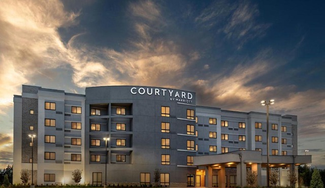 Courtyard by Marriott Sherman