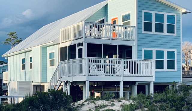 'Coy T by the Sea' Gulf Front home on the Cape