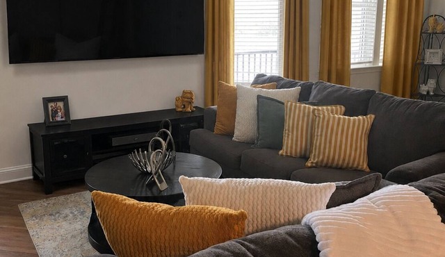 Cozy 1-bedroom apartment with AC in charming Daytona Beach