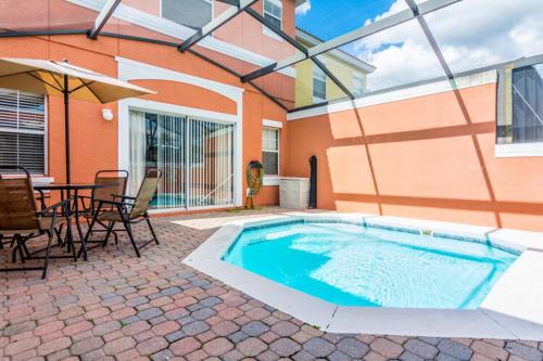 Cozy Home with Private Pool at Encantada Resort 90