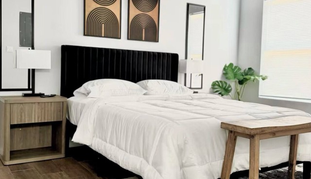 Cozy luxury 1-bedroom apartment in McAllen near major Hospitals with AC