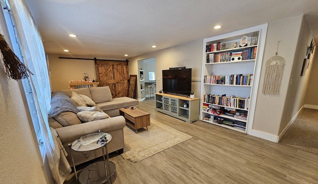 Cozy, pet-friendly cottage in Wheat Ridge, CO.
