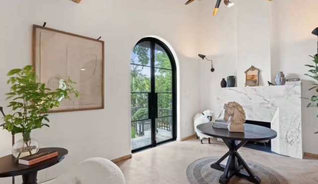 Designer Home Wynwood Design District 3 bedrooms 2 baths