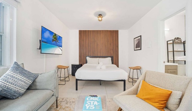 Designer Studio | Close to Wynwood | Design District | Downtown
