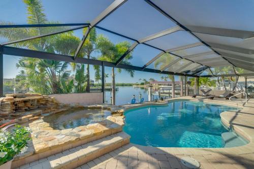 Dock & Pool: Canal-Front Cape Coral Oasis!
