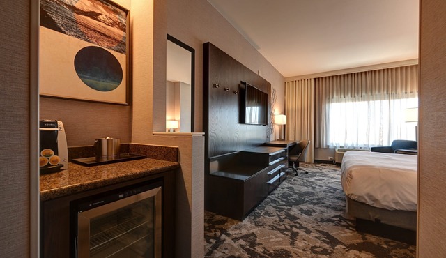 DoubleTree by Hilton Denver International Airport