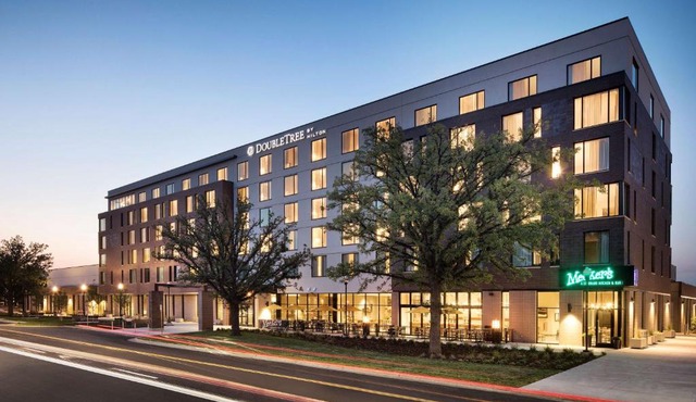 Doubletree By Hilton Greeley At Lincoln Park