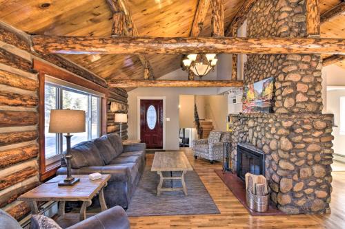Downtown Buena Vista Cabin w/Patio & Grill!