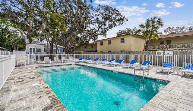 Dunedin Bungalow on Pinellas Trail w/Heated Pool! Walk or Bike to Downtown Dunedin!