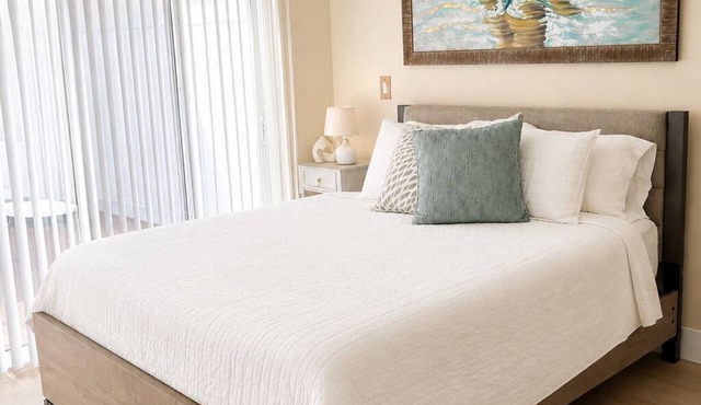 E&A SouthWest Miami Rentals Cozy 2BD Apartment with Private Parking