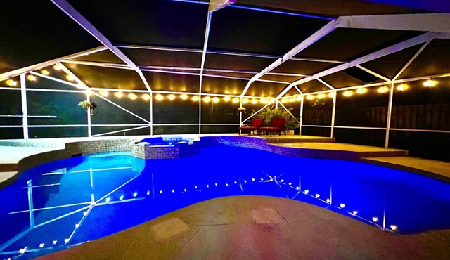 Equestrian Pool Home and Spa - Golf