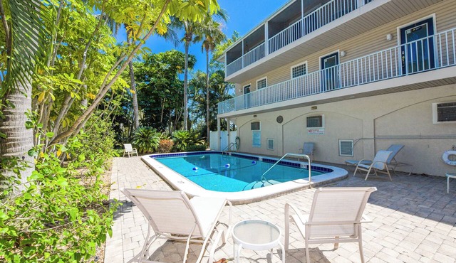 Experience Anna Maria Island Paradise! With Pool, Steps to Beach!