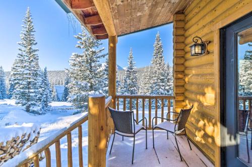 Fairplay Cabin w/Mountain Views ~ 25 Mi to Breck!