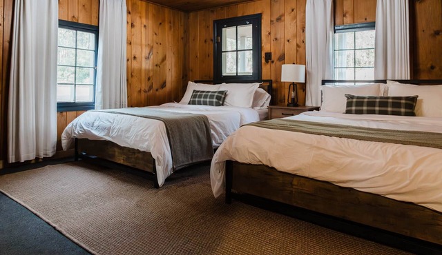 Family-Friendly 2BR 2 BA Cabin on The Piedra River
