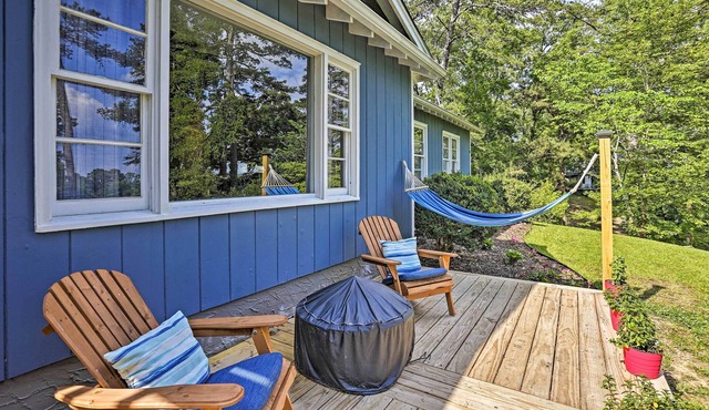 Family-friendly Escape ~ 6 Mi to City Center!