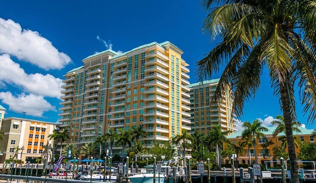 Fantastic Condo, Ideal Location, Fully Furnished With Upgrades Throughout.