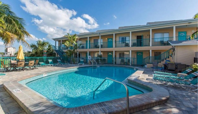 Five Palms Suite 108 - Daily - Weekly - Monthly
