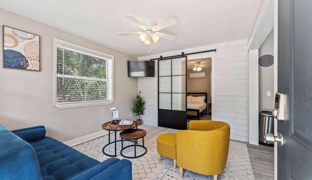 Flagler Haus 1533* TV, AC, WiFi
