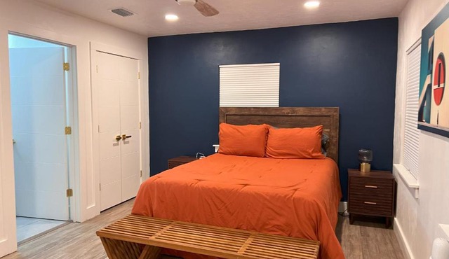 Fully Furnished Executive Housing - Whole House - Mabry Manor