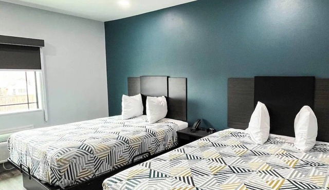 Functional Unit Ideal for Families & Groups Traveling | Pet-Friendly in Houston