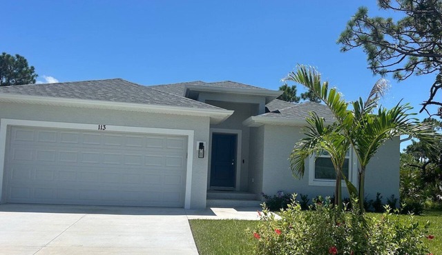 Glade to see you - brand new pool home close to Boca Grande