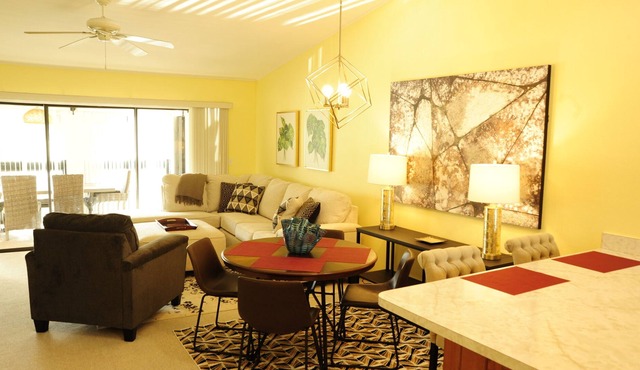 Golf course, pool, hot tub, and tennis courts: Lake Wales Country Club oasis
