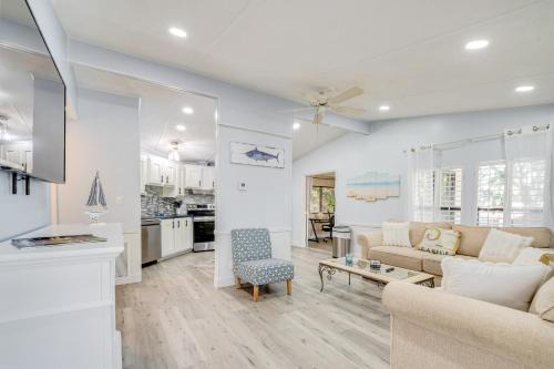 Golf & Pool Access: Home w/Yard in Lady Lake