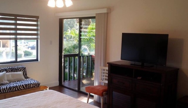 Gorgeous Water View Condo - Meadows Golf & Cc.