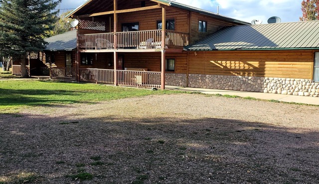 Grandote Lodge, Great for Groups, Can Sleep 2-16