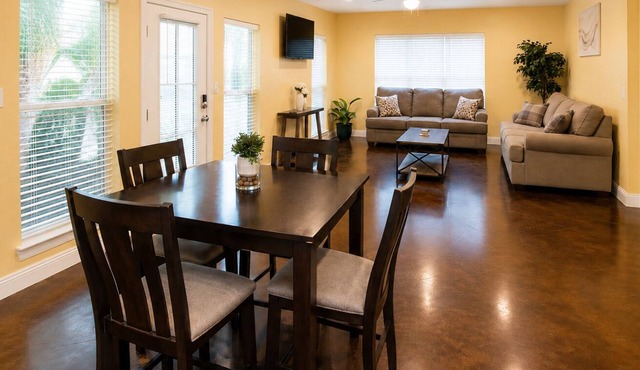Ground Floor · 3BR · Free Parking · Near Refinery