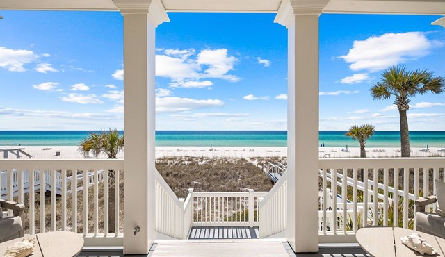 Gulf Front Home with Pool Access, Bikes and LSV