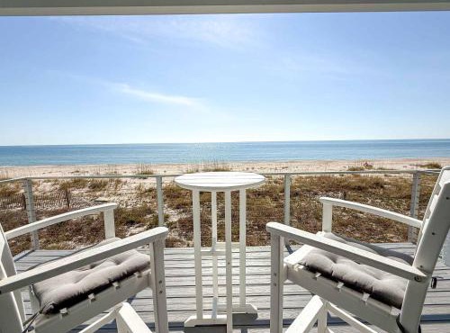 Gulf-Front Villa A-6 Pool Access Sleeps 6