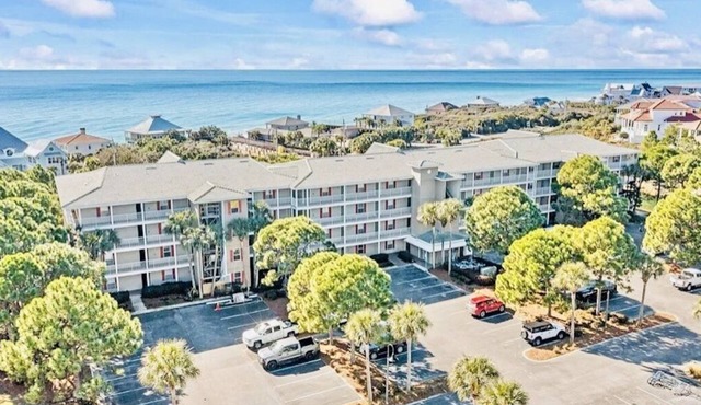 Gulf Place Oceanview Condo — Sleeps 10, Heated Pool & Steps to Beach