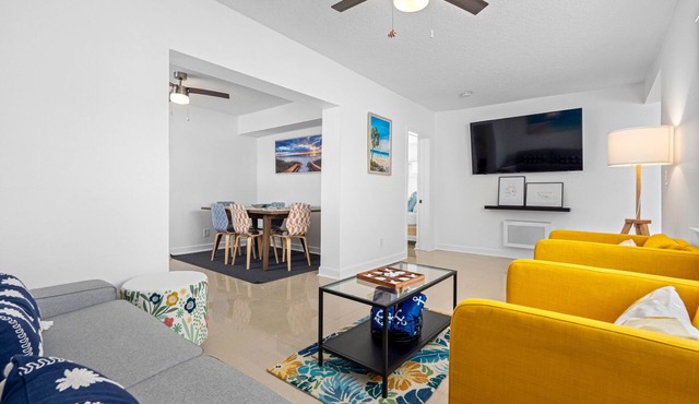 Gulf-Side Beach House - Tiki Bar · Direct Beach Access · No Roads to Cross