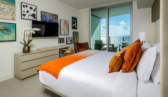 H Hollywood Resort & Residences, 4 1BR Oceanfront King Suites, Kitchen!