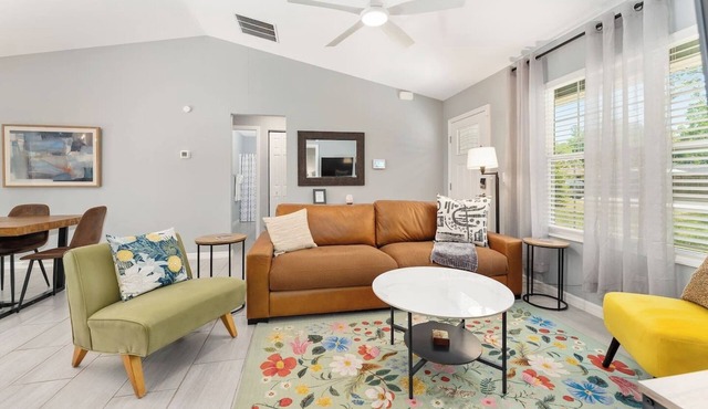 Happy Daze Ocala | Peaceful Stay Minutes from WEC