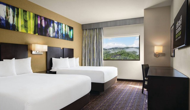 Harrah's Cherokee Valley River Hotel & Casino – A Caesars Rewards Destination
