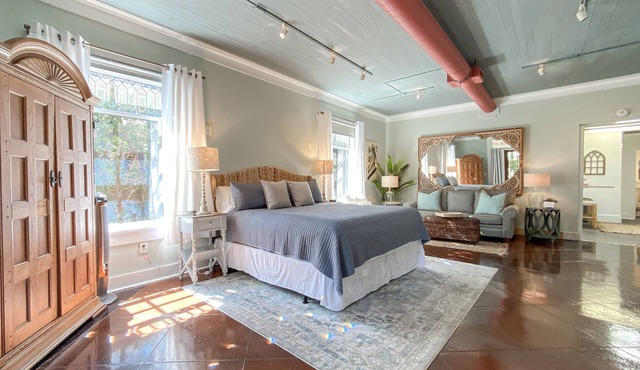 Historic Carriage House in Charming Apalachicola