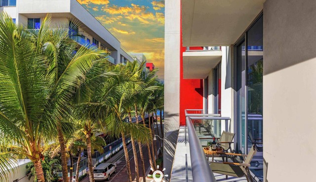 Hollywood Beach: Hot Tub| Amazing Pool