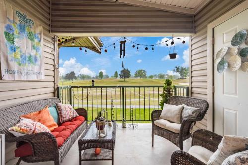 Home on the Golf Range - Holiday Hills Branson Golf Resort Outdoor Pools