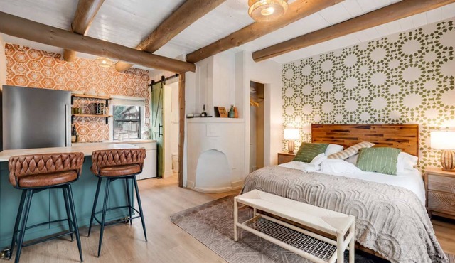 Homey Studio in Manitou Springs, Walk Downtown