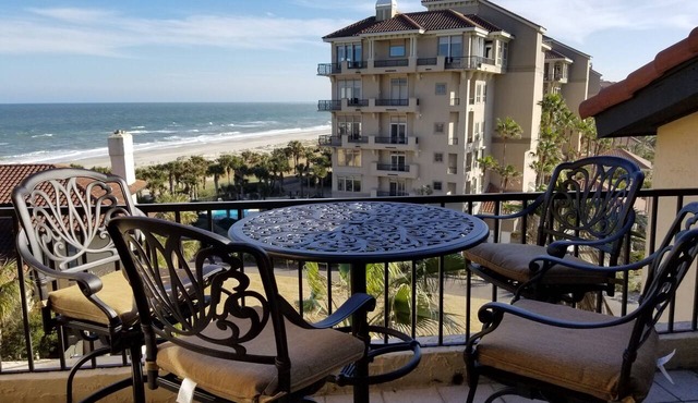 IN WINDSONG Million Dollar Views Ocean Front Pent House AI Resort Rentals-PET