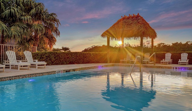Isla Key Lime: Boutique Resort, FREE Boat Dockage Sept-Oct Only!
