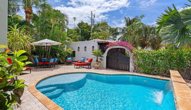 July Special! Luxury and Historic Elegance in a Charming West Palm Beach Villa.