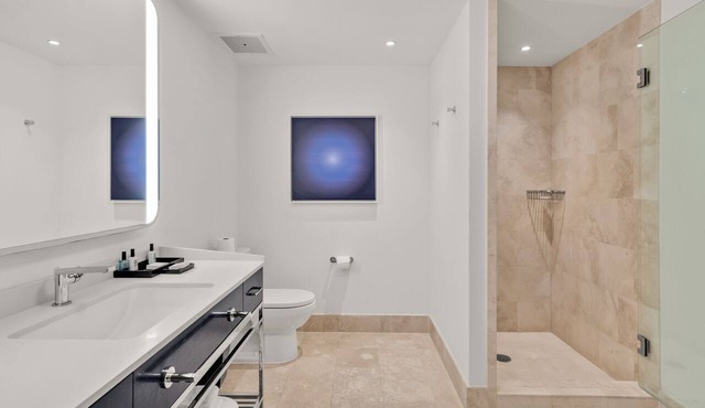 Junior Suite Direct Ocean View Fontainebleau
